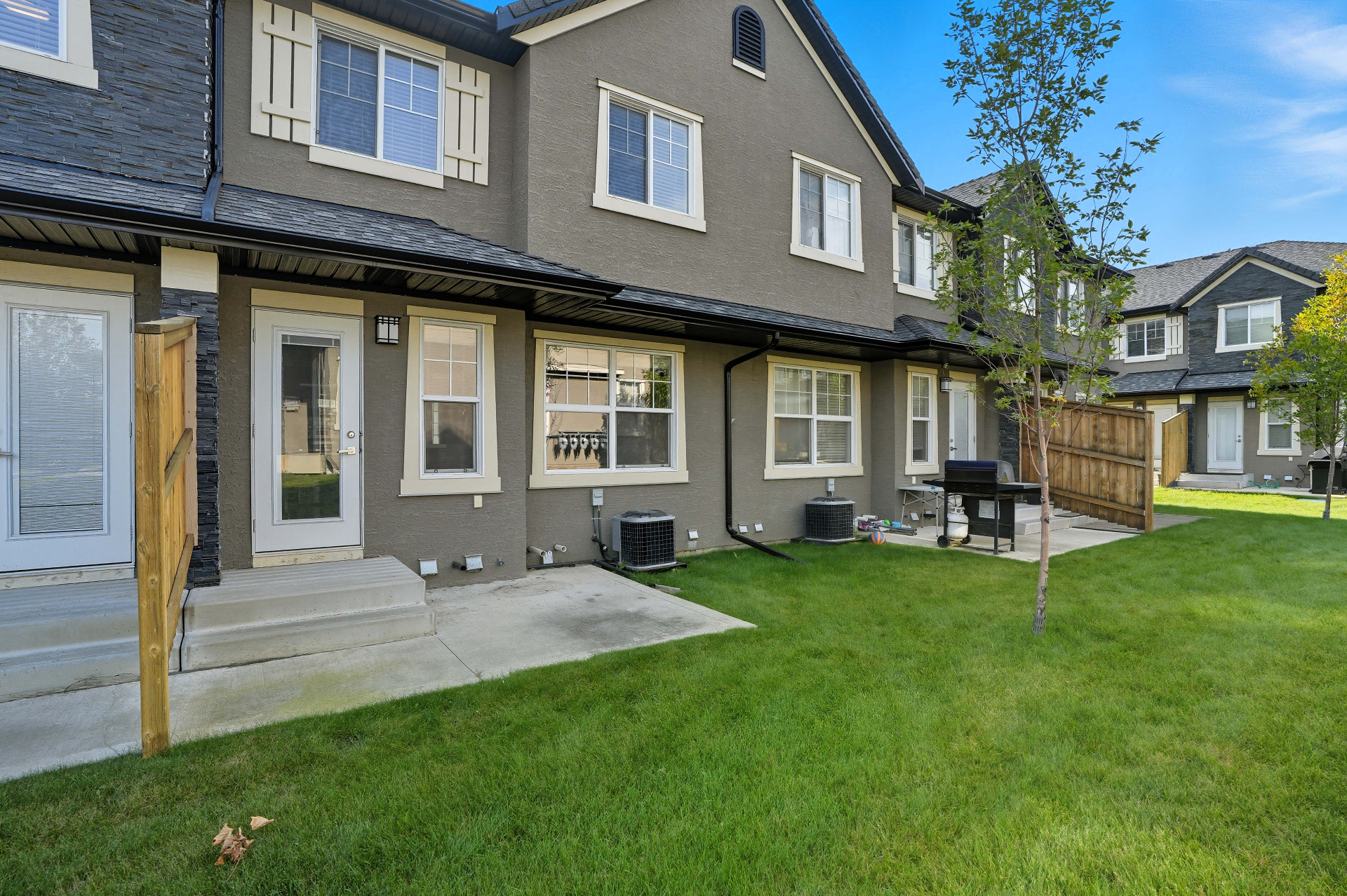 Stonebridge 联排别墅出售 · 455 Rempel Lane #507——林与唐地产 - 9